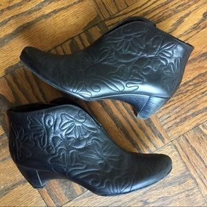 Pikolinos Leather Booties